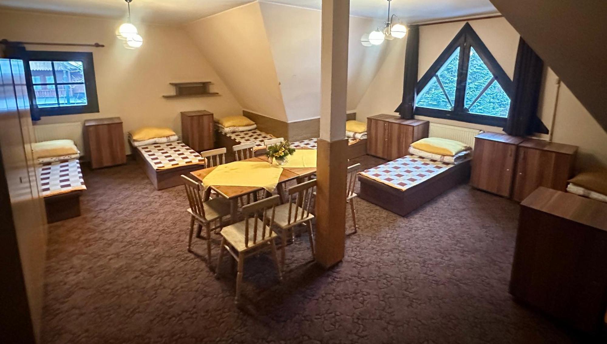 Auberge de jeunesse Miedzynarodowe Schronisko Mlodziezowe Ptsm Szarotka à Zakopane Extérieur photo